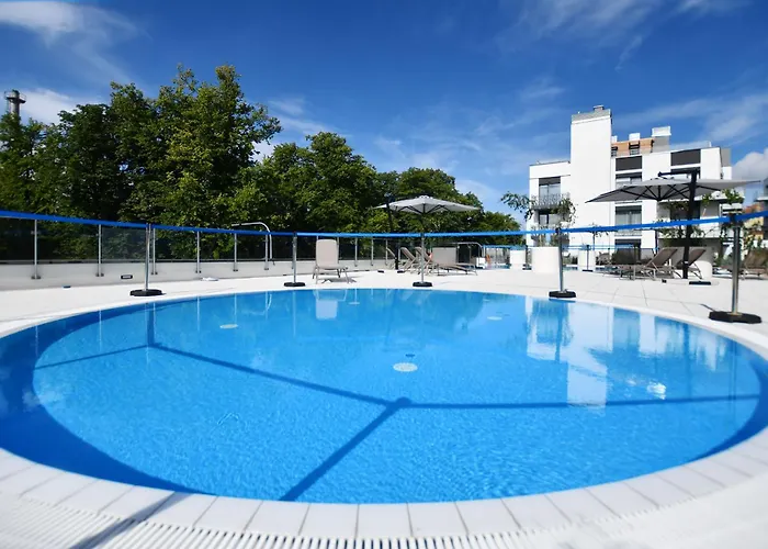 Apartment Nadmorskie Tarasy Navigator Baseny Sauny Parking W Cenie